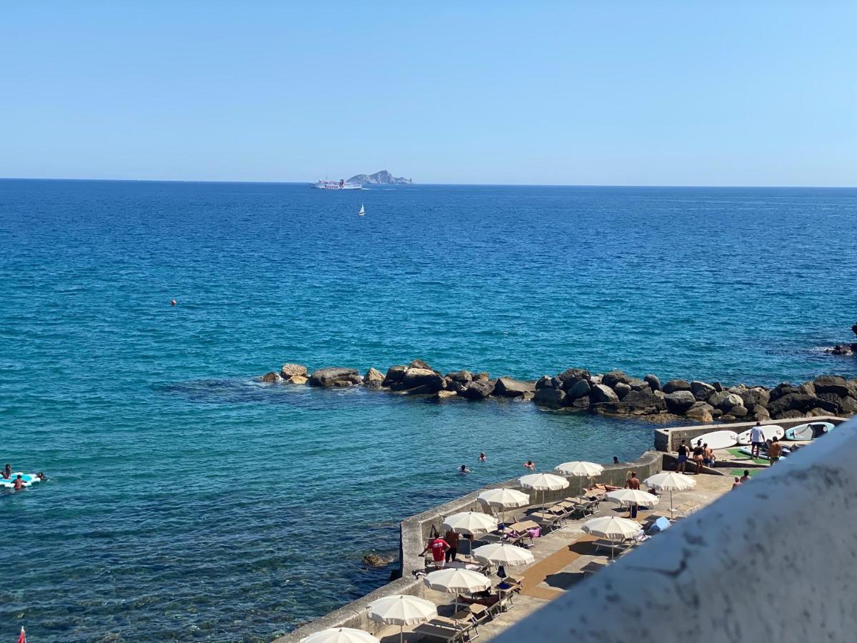 Tra Cielo E Mare Piombino